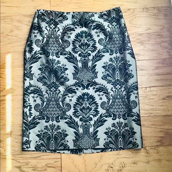 Ann Taylor LOFT Silver & Black Print Pencil Skirt - Picture 1 of 5